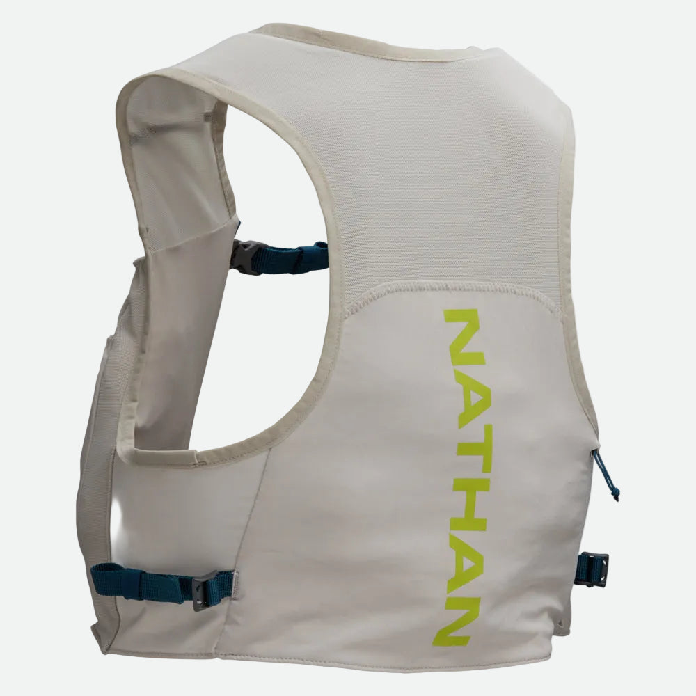 Pinnacle FeatherLite 1.5 Liter Hydration Vest - Image 2