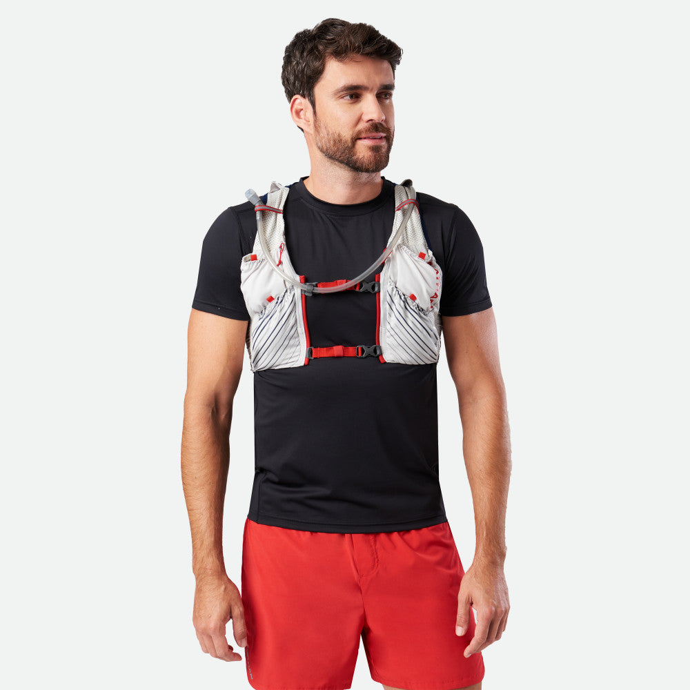 Pinnacle 12 Liter Hydration Race Vest - Image 15