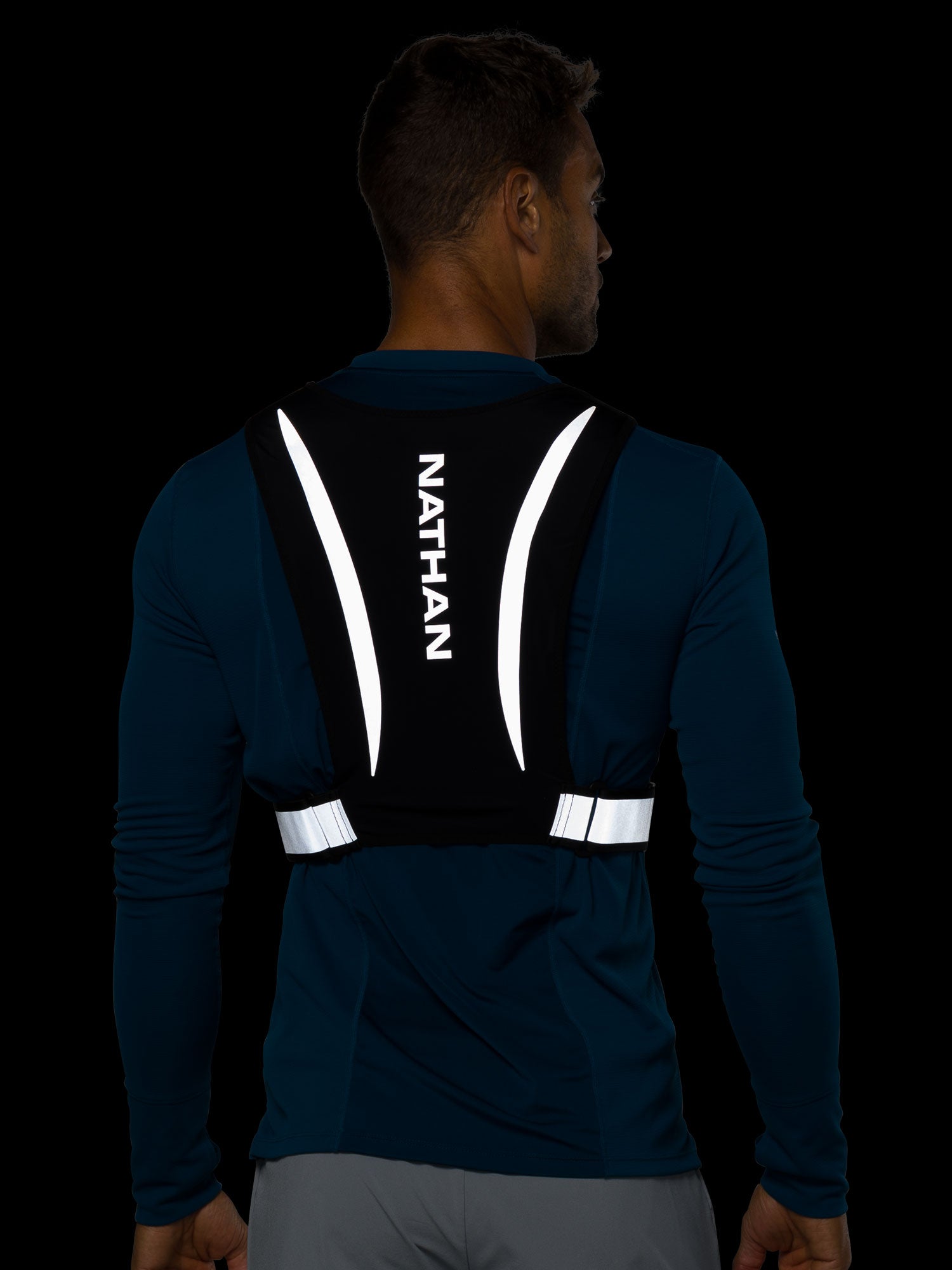 HyperNight Reflective Stash Vest - Image 8